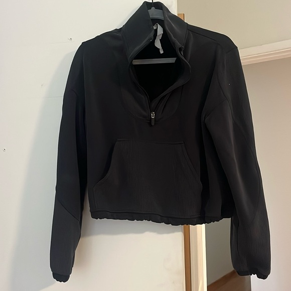 Lululemon Black Softstreme Half Zip - Picture 1 of 3